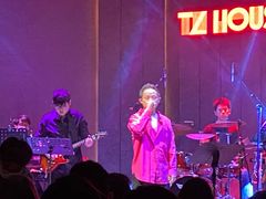-TZ House音乐现场(来福士中心店)