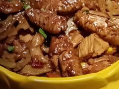 -多嘴超级肉蟹煲(杉杉国潮主题店)