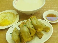 -小姜锅贴(凤凰街店)