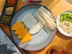-柠檬花院烤肉·会议团建·聚会·求婚(三圣乡店)