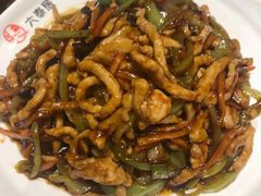 鱼香肉丝-六泰居·尔滨地标·东北菜(松北店)