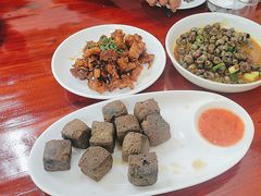 -芦茨金富饭庄·25年老字号·专做稻草鸡