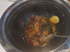 -哈尔滨烧烤·山河村铁锅炖(交大店)