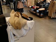 -ZARA(恒隆广场店)