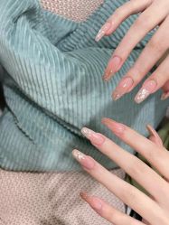 -悦指间美甲美睫