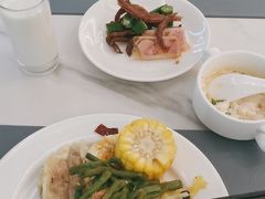 -皖西宾馆-亚马逊自助餐厅