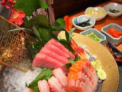-蟹犇前•帝王蟹雪蟹(陆家嘴店)