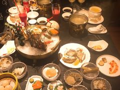 -半岛翡丽海鲜自助餐厅(观风亭店)