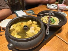 -云海肴·汽锅鸡·云南菜(天山百盛优客店)