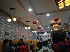 大堂-壹阁胡羊焖饼(特色小吃街店)