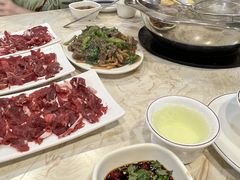 -粤潮牛肉火锅店(江南大道店)