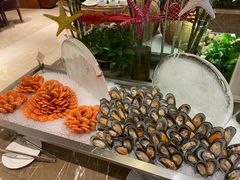 -南湖名都·景湖轩全日制餐厅·海鲜自助·东南亚风味·临湖而食