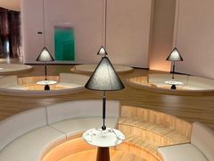 -涨巢·潮玩水疗局