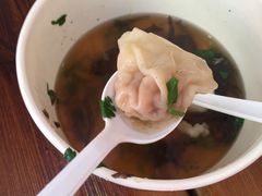 -手劲鱼丸馄饨铺(哈一百店)