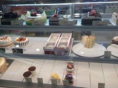 面包甜点陈列柜-Bread Talk 面包新语(荟聚店)