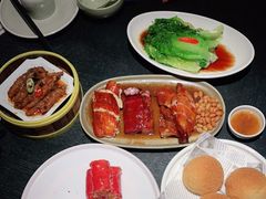 -蝴蝶里·粤菜·点心(滨江龙湖店)