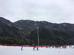 -大别山南武当滑雪场