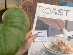 -ROAST coffee & eatery