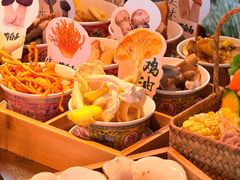-菌自由丨野生菌火锅特色庭院餐厅(丽江古城店)