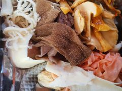 -好吃鬼高原牦牛杂火锅(古尔沟分店)