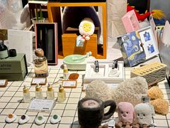 -钟书阁(珍园店)