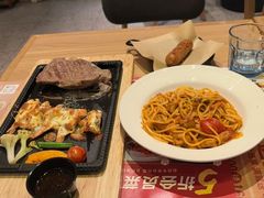 -必胜客(WOW昙华林店)
