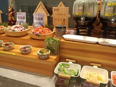 -山焱·炭火自助烤肉(周浦万达店)