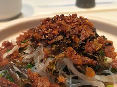 树皮菜拌鸡枞菌-胡麻(静安嘉里店)