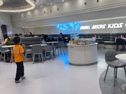 -MINI MARS 移动的空间站乐园·餐饮·派对(浦东金桥店)