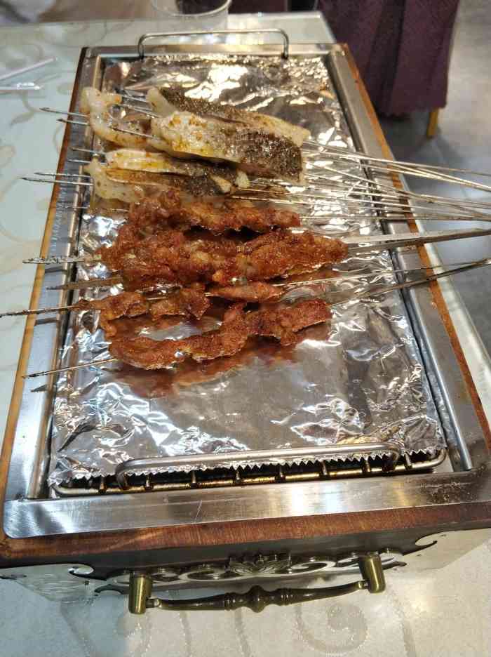 锋味龙虾烧烤-"老铁们,我今天又出来吃吃吃啦…橙v团的.