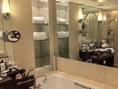 -上海波特曼丽思卡尔顿酒店