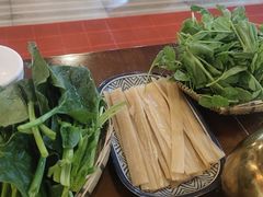 -岳记兴隆·青城腊排铜火锅(融创店)