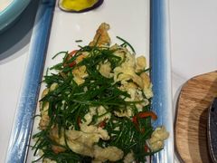 -三江源美食城