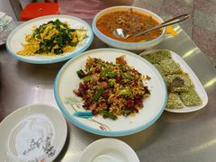 -邹胖哥好好吃餐馆(荔波美食街店)