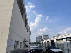 -百联沪通凯迪拉克4s店