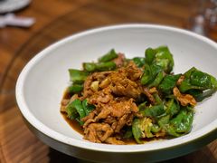 辣椒炒肉-食欲老院子荆芥疙瘩汤(经五路店)