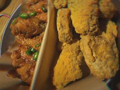 炸鸡翅一半一半-富乐满韩国正宗炸鸡韩国料理(虹泉路店)