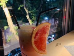-穹六人间 people 6(岳阳路店)
