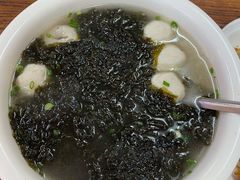 靓紫菜马鮫魚餅魚丸汤-四季美蚝皇