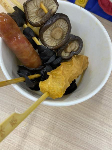 统一银座(世纪花园店)-"小朋友说想吃关东煮,就带着去了.服务态度.