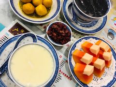 -广信牛奶甜品世家(台东店)