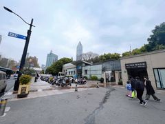 -人民广场-地下停车场