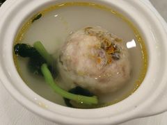 蟹粉狮子头-怡园饭店-餐厅(四望亭店)