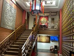 -梅龙镇酒家(南京西路总店)