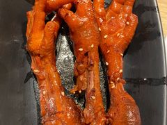连骨头都不剩的鸡爪-佬肥猫(周浦万达店)