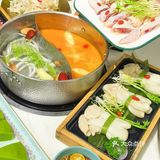 椰林走地文昌鸡更是一绝，正宗海南风味，口感嫩滑