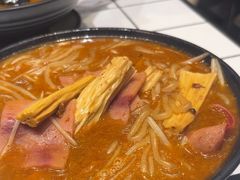 -肥汁米蘭香港米线(长宁来福士店)