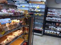 -全家便利店(虹桥路四店)