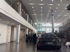 -天津波士信达奔驰4S店(卫津南路店)