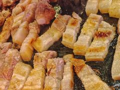 豚豚家五花肉-豚豚家돈돈가韩国锅盖烤肉(新北万达店)